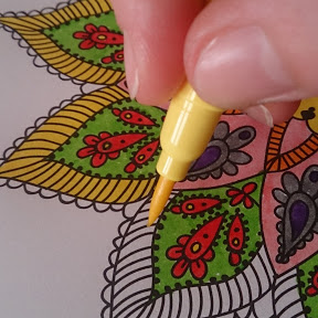 How to paint mandalas with acrylics # 9 - Dreamcatcher by coloreando.ando.yo